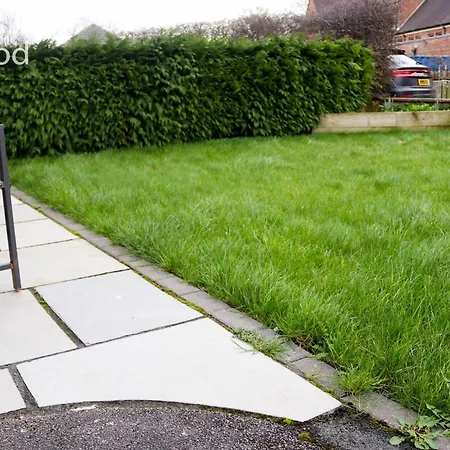 Elwood - Spacious Contemporary From In With Parking Holiday home *