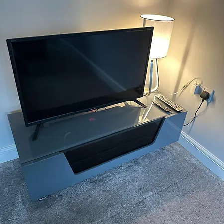 Elwood - Spacious Contemporary From In With Parking * Harrogate