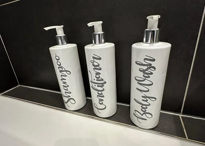 Σπίτι διακοπών Elwood - Spacious Contemporary From In With Parking